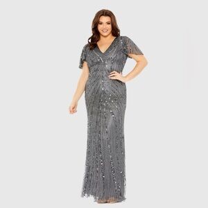 Mac Duggal 5945 NWT Flutter Sleeve Embellished Gown